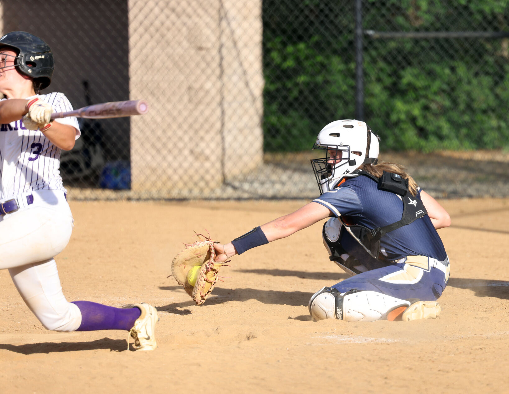 051125-roa-sp-softball-p05.JPG
